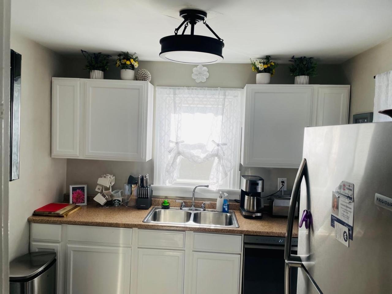 In Anderson Township Holiday home *